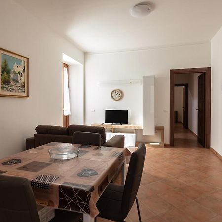 Sotto La Torre Apartment L'Aquila Ngoại thất bức ảnh