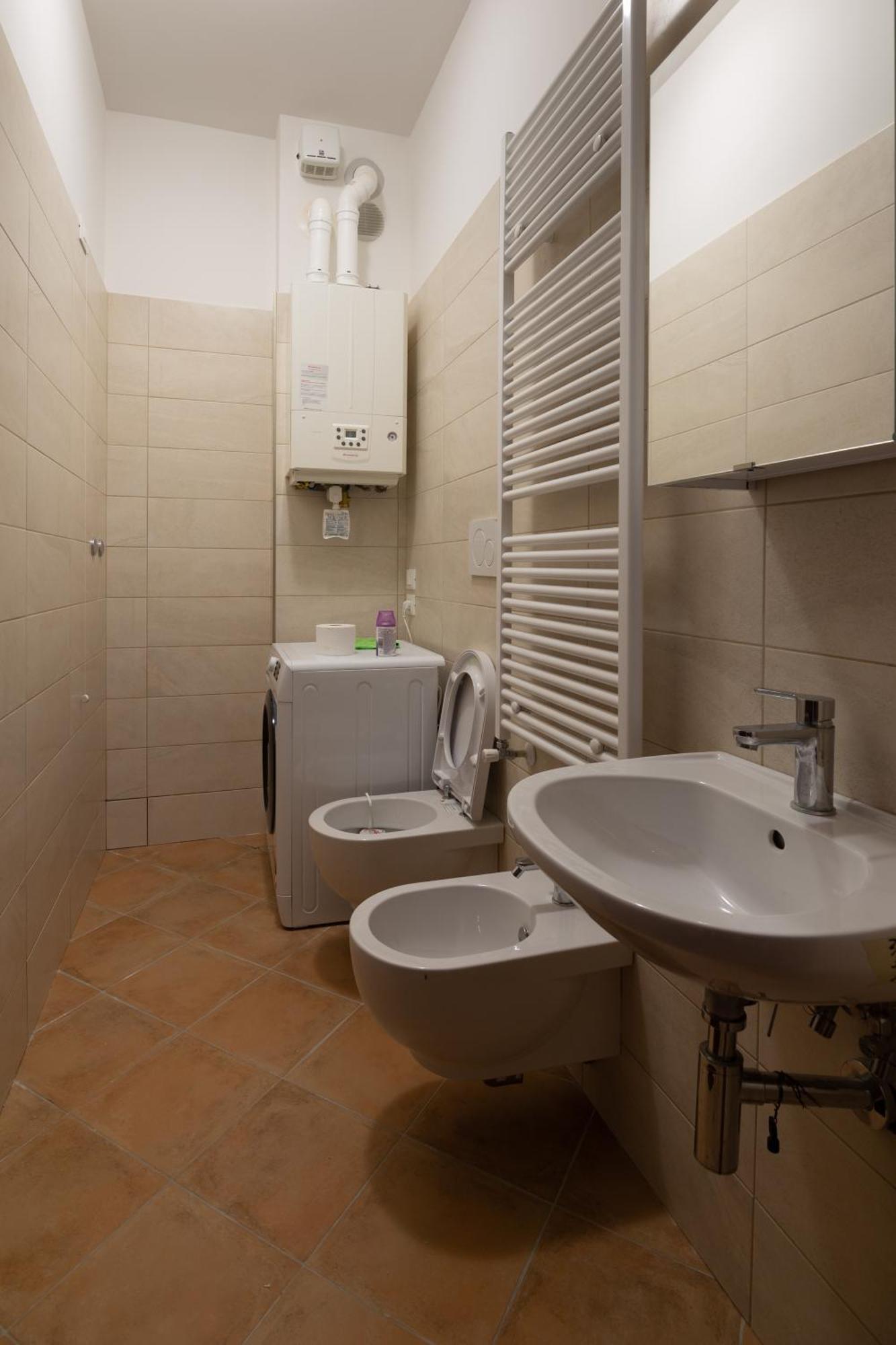 Sotto La Torre Apartment L'Aquila Ngoại thất bức ảnh